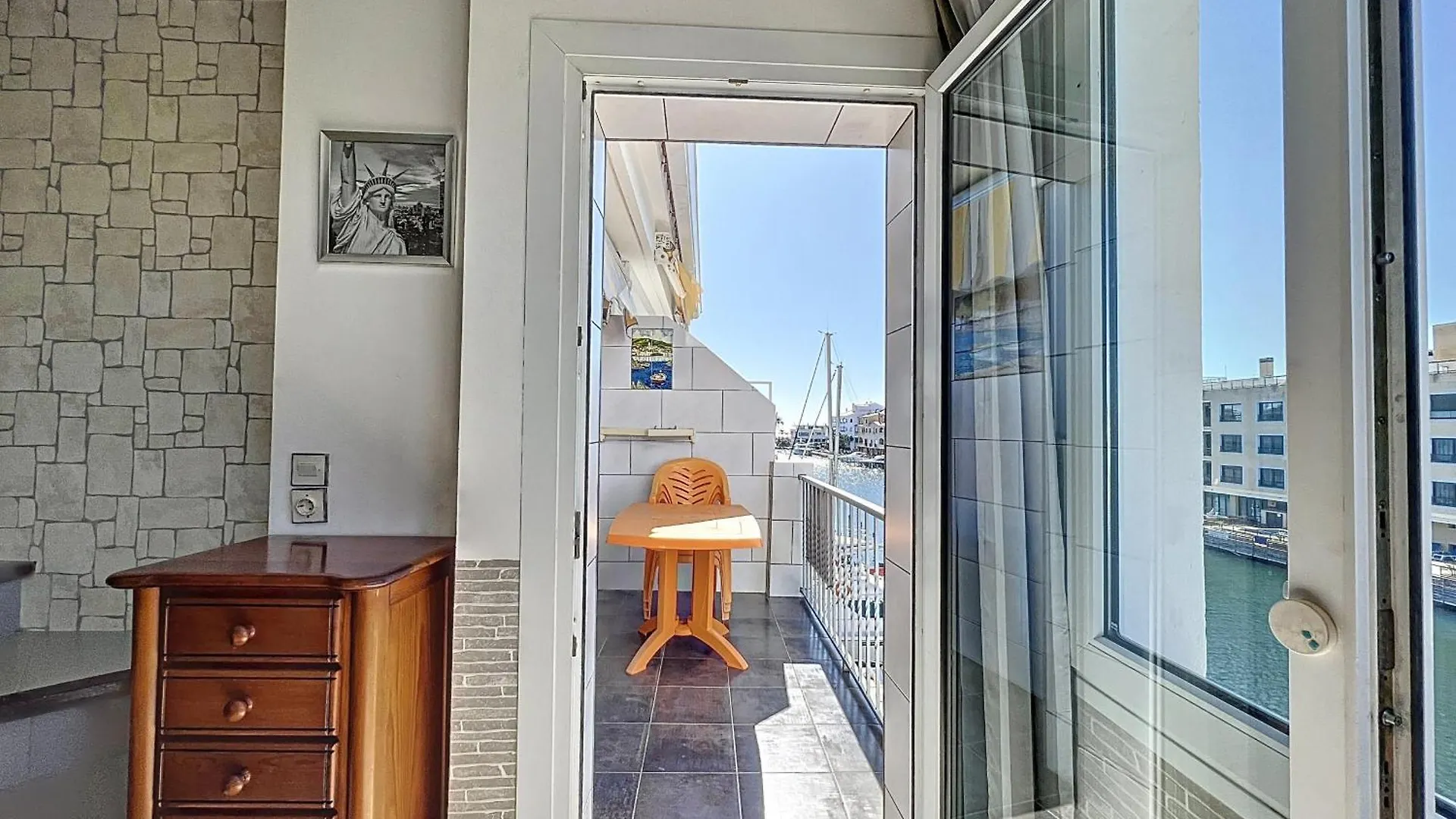 Port Moxo 4 2B - Beau Duplex Vue Canal Apartment Empuriabrava