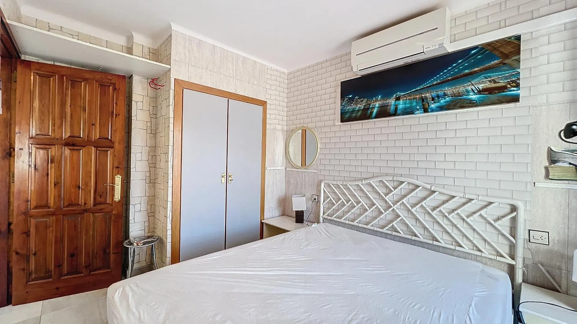 Port Moxo 4 2B - Beau Duplex Vue Canal Apartment Empuriabrava